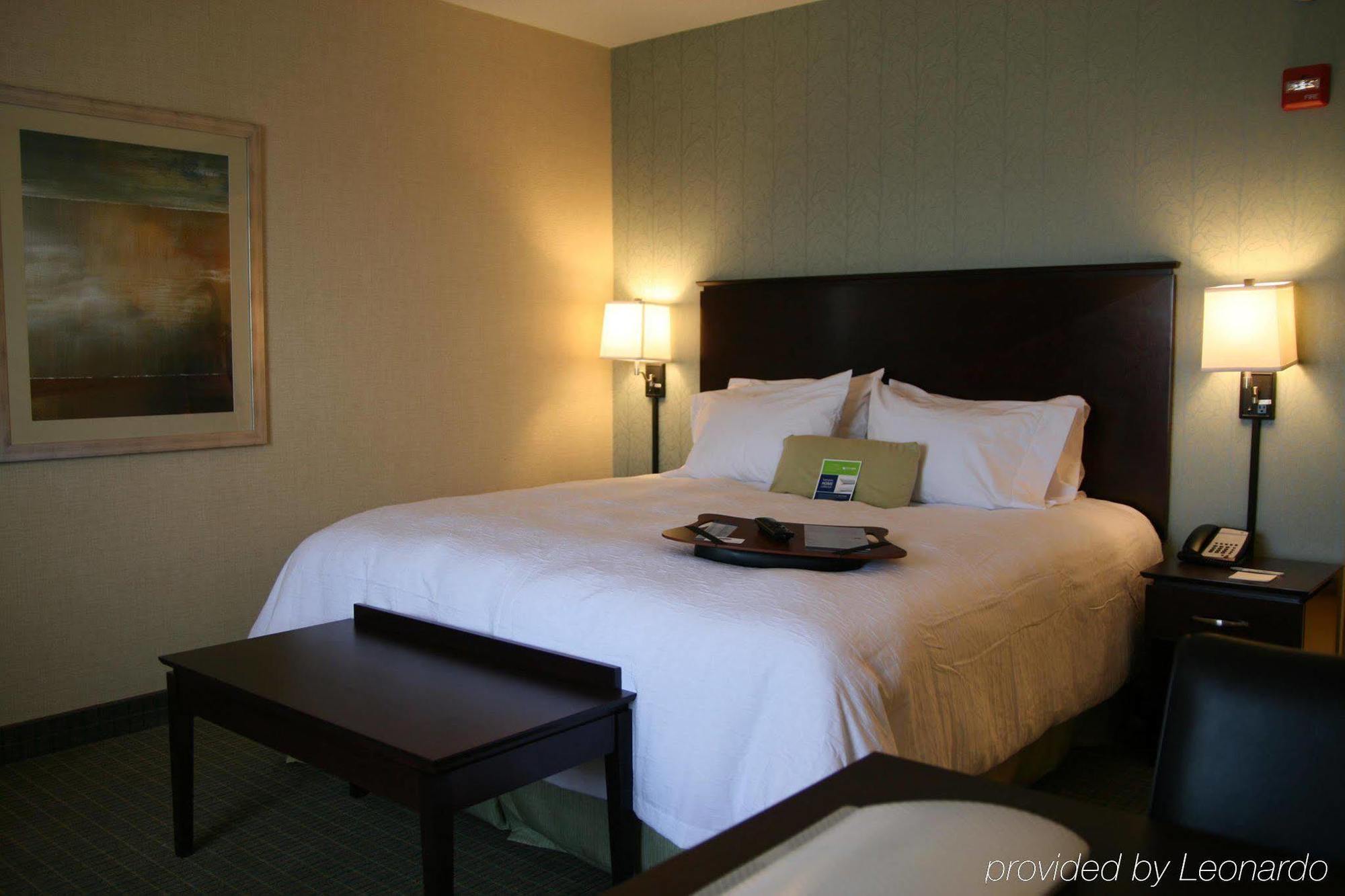 Hampton Inn&Suites Wilkes-Barre Zimmer foto